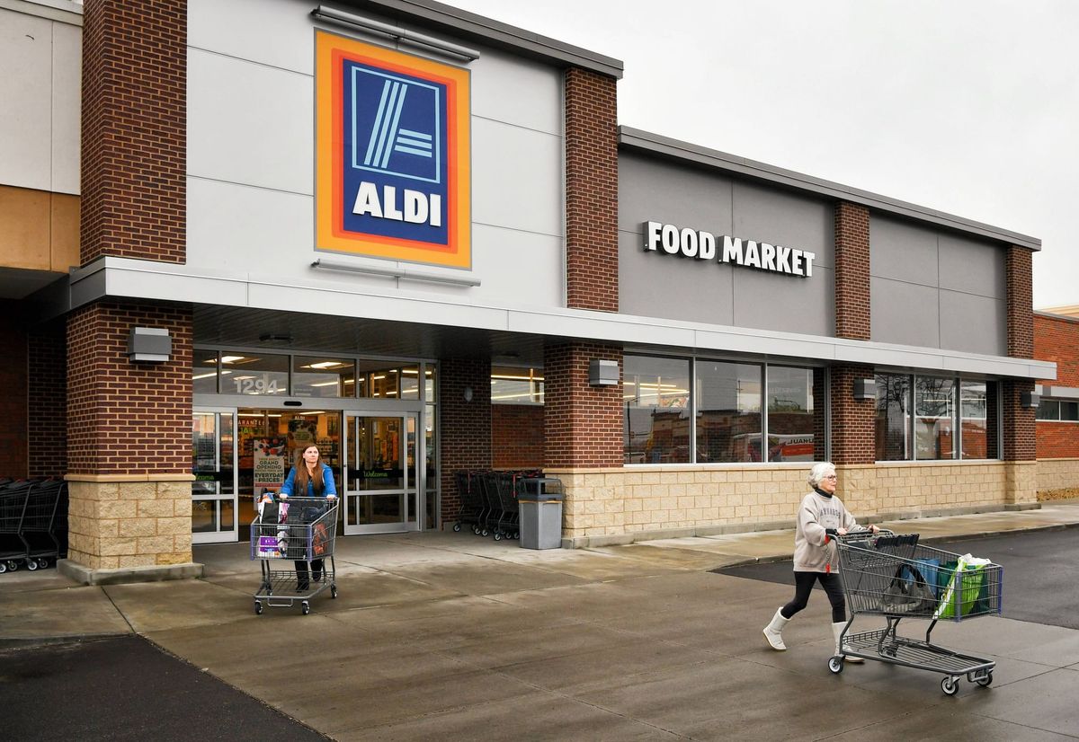 Aldi stürmt nach vorn, Lidl kämpft – deutsche Discounter nutzen Amerikas Preisschock