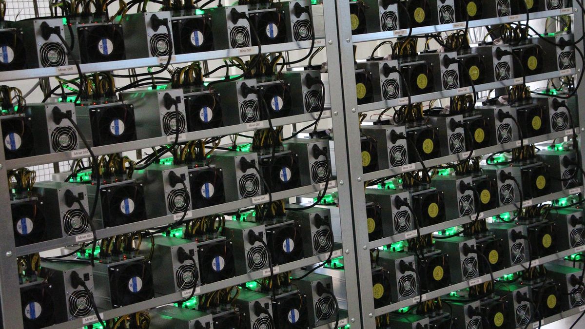Warum Mining-Aktien steigen, obwohl Bitcoin fällt
