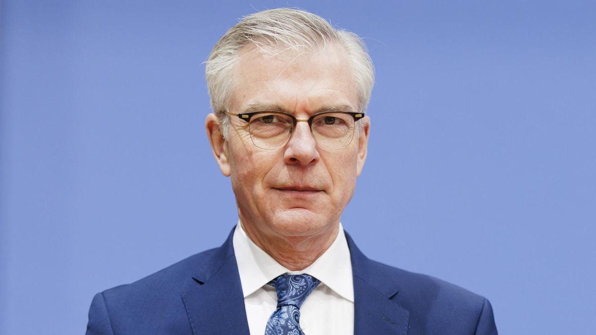 Wirtschaftsweiser warnt vor Sozialabgaben von über 60 Prozent