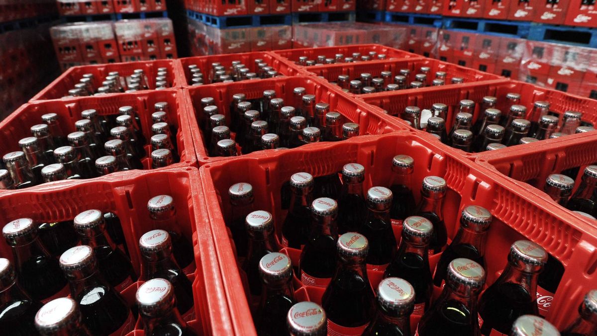 Flucht in die Zucker-Festung: Warum das US-Zoll-Beben die Coca-Cola-Aktie befeuert