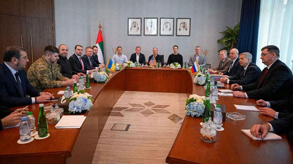 Winter-Diplomatie in Abu Dhabi: Trump pokert mit Putin um den Ukraine-Frieden