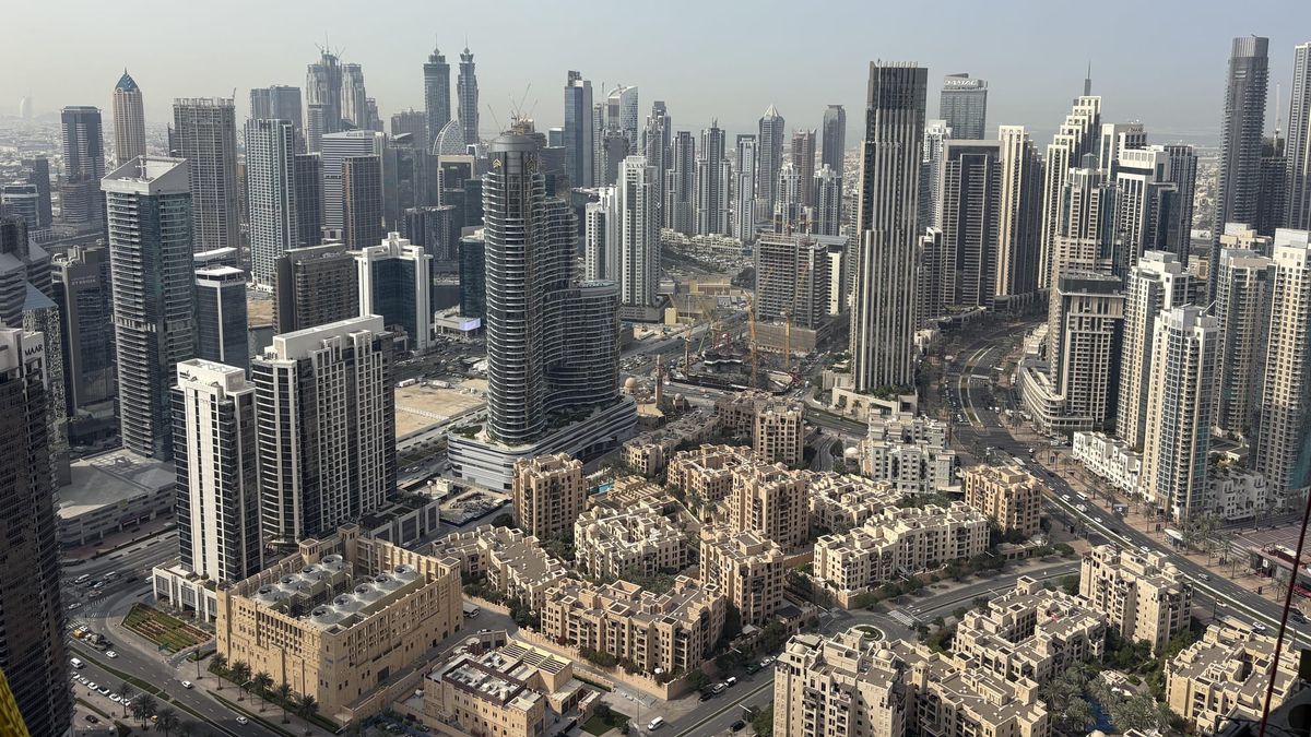 Raketen über Dubai: Wackelt das Geschäftsmodell der Wüstenmetropole?