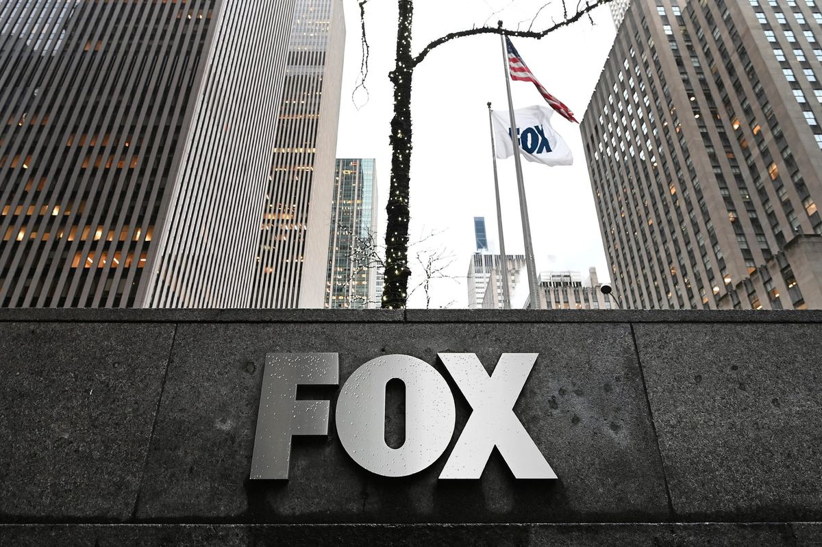Fox News Geheim-Plan enthüllt: Wie Lachlan Murdoch die Angst vor dem Iran-Krieg in Milliarden-Gewinne verwandelt