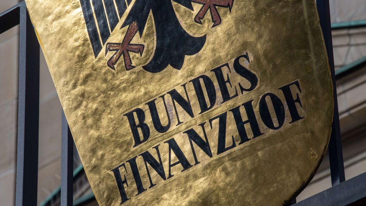 BFH-Hammer: Dienstwagen-Besitzer dürfen Privatwagen-Fahrten NICHT einfach absetzen