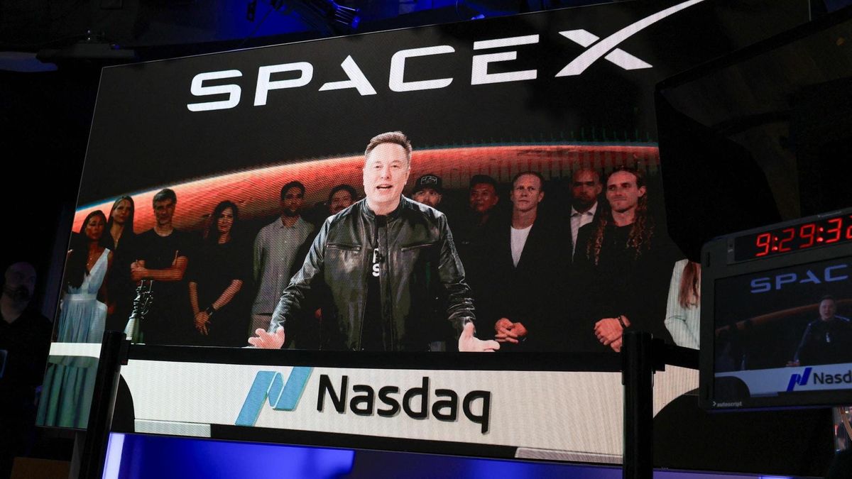 SpaceX-IPO schreibt Geschichte: Tausende pilgern zur Nasdaq – doch Elon Musk bleibt den Fans schuldig