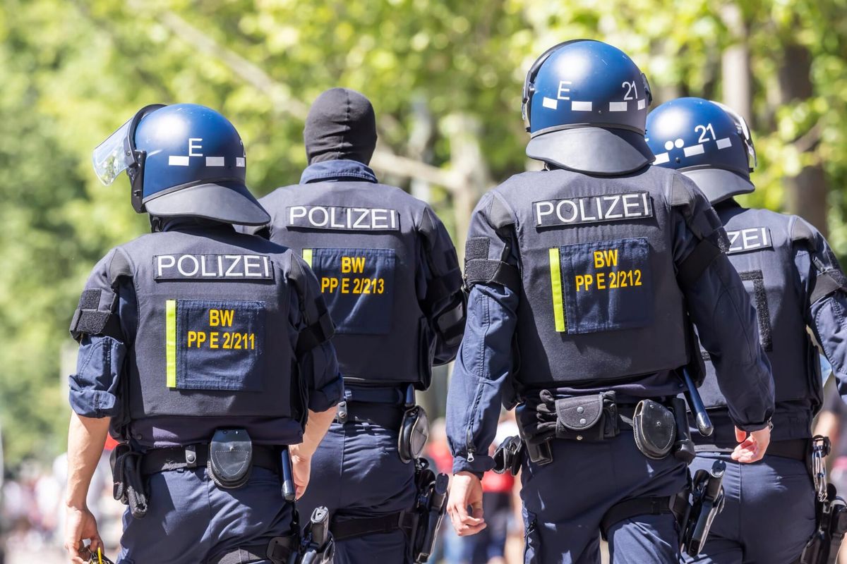 Das Schweige-Kartell bricht: Innenminister plant den radikalen Transparenz-Hammer für Deutschlands Polizeiberichte