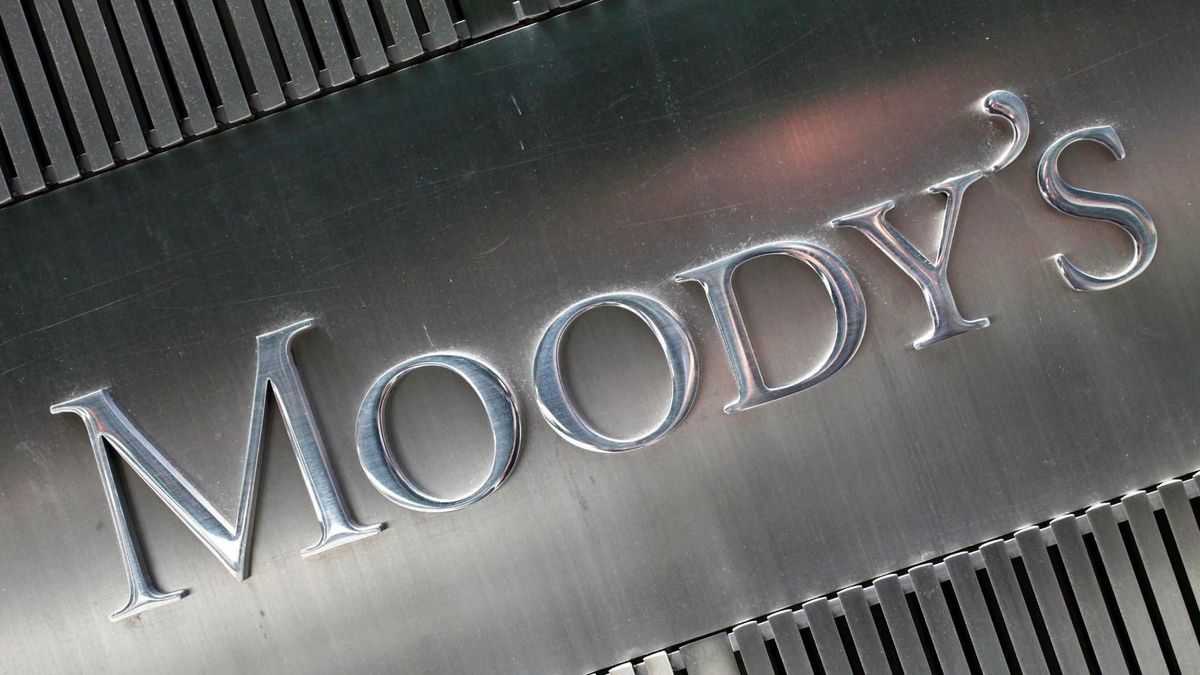 Moody's schlägt Alarm: KI-Milliarden zwingen Tech-Giganten in die Schuldenfalle