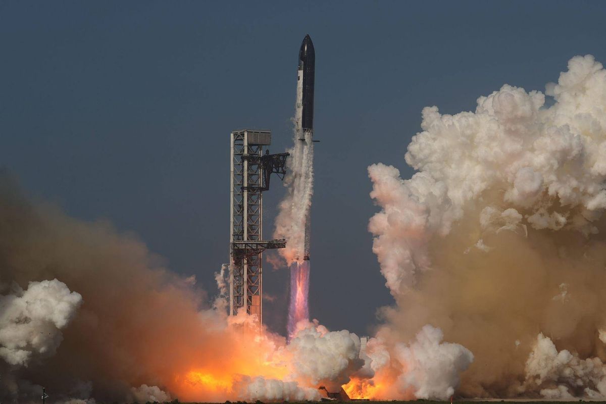 SpaceX-Aktie unter Druck: Warum Analysten trotz 800-Dollar-Zielen nicht kaufen können