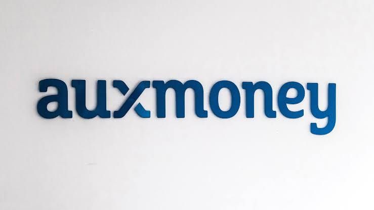 Auxmoney verdient 50 Millionen Euro – Jetzt droht die nächste Hürde
