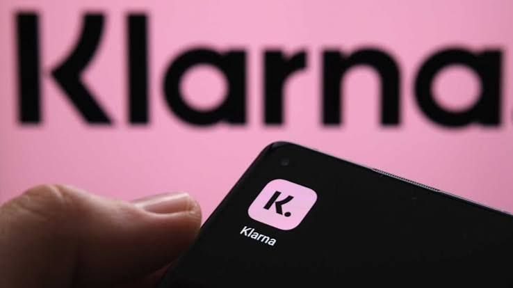 Klarna schreibt schwarze Zahlen und übertrifft jede Erwartung, die Aktie stürzt trotzdem zweistellig ab