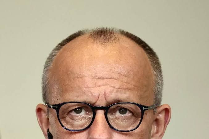 Der Machtzerfall im Kanzleramt: Wie Friedrich Merz das Vertrauen der Märkte und der Bürger verspielt