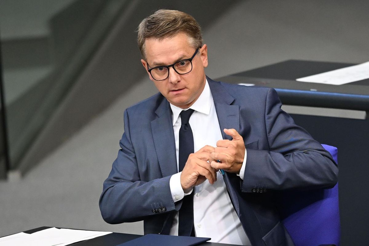 Linnemann: Krankenkassenbeiträge sollen stabil bleiben, mittelfristig sogar sinken