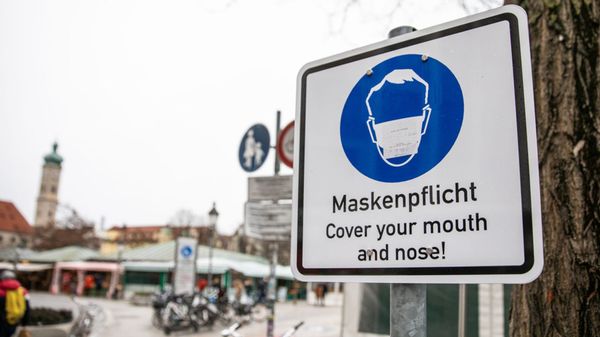 Die Offenlegungsdilemma: Transparenzversprechen oder politischem Kalkül?