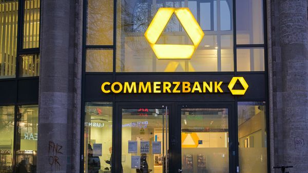 Commerzbank zahlt teuer für ihre Schlamperei!