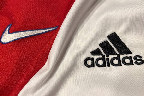 Gericht verbietet Nike-Hose nach adidas-Klage