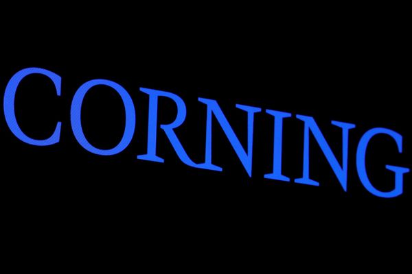 Corning auf Erfolgskurs: Prognoseanhebung entfacht Aktienhöhenflug