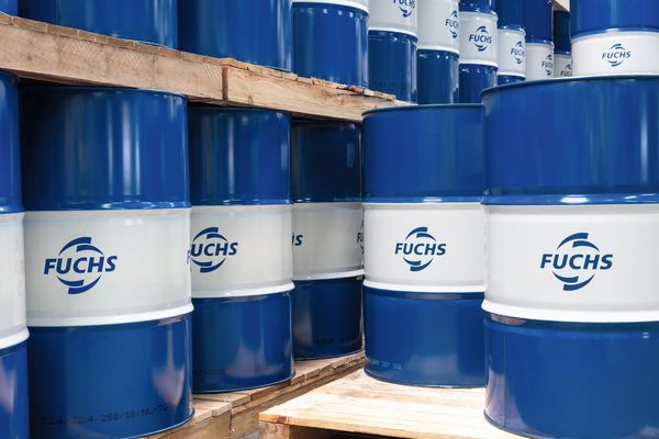 Solide Zahlen, schwache Reaktion – FUCHS-Aktie trotz Gewinnplus unter Druck grät