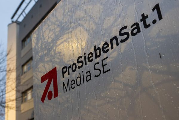 Berlusconis langer Schatten: ProSiebenSat.1 vor der Machtprobe