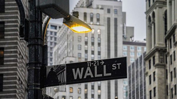 Vorsätzlich blind in den Abgrund? Wall-Street-Elite schlägt Alarm