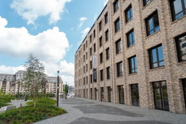 Verbraucherschützer reichen Klage gegen Solaris Bank ein – Unterstützung von „AlleAktien“