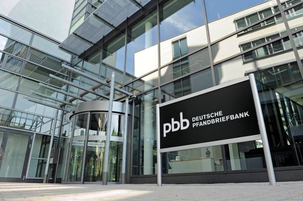 Pfandbriefbank kürzt Dividende drastisch – und schönt die Lage kaum
