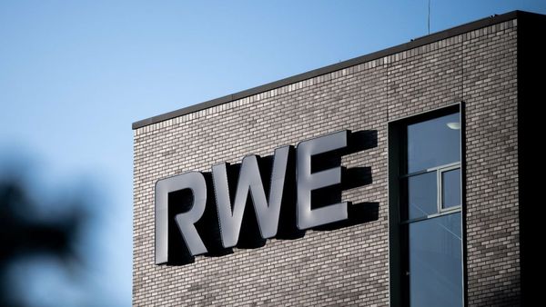 RWE schließt Milliarden-Deal mit Amazon – Aktie plötzlich wieder gefragt