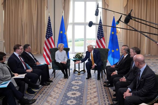 15 Prozent Zoll – Trump pokert, Europa zahlt