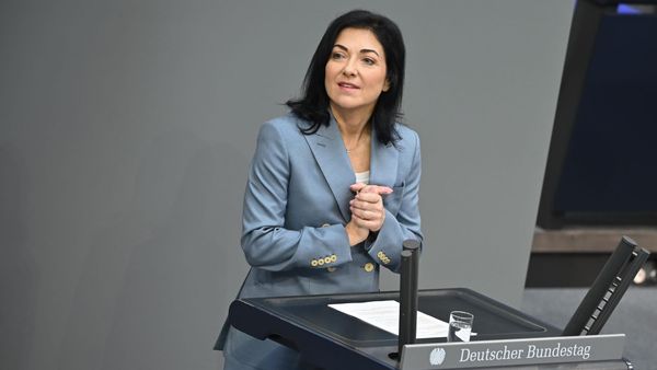 Deutschland verliert an Tempo – Reiche warnt vor wirtschaftlichem Abstieg