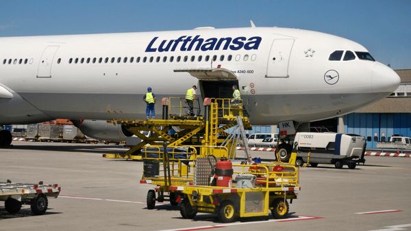 Lufthansa spart am Boden – und riskiert den Absturz im Vertrauen