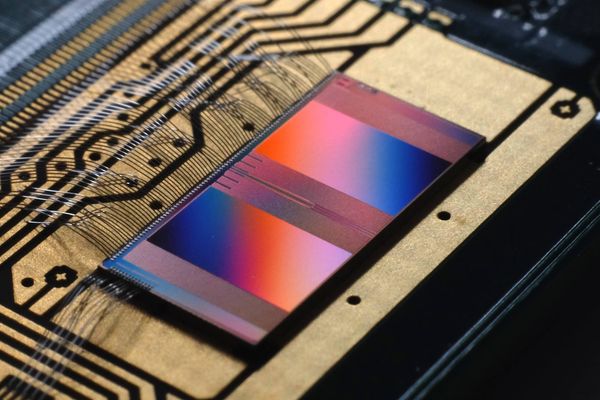 Revolution aus Dresden – Wie neuromorphe Chips das Energieproblem der KI lösen sollen