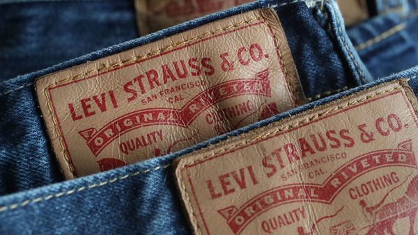 Starke Jeans, schwache Börse – warum Levi Strauss trotz Rekordnachfrage verliert
