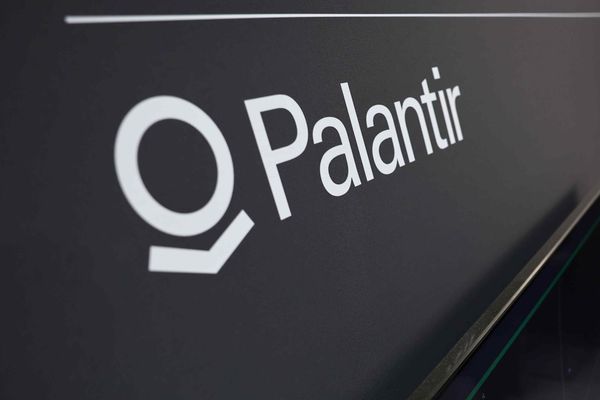 Palantir übertrifft alle Erwartungen mit starkem Quartalsgewinn