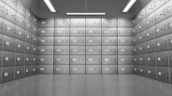 Schließfach-Mythos: Sicherheit endet beim Versicherungslimit