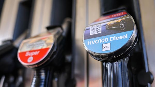 Selbstmord auf Raten: Warum deutsche Autoriesen nicht vom Diesel loskommen