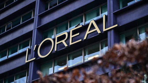 Schönheitsfehler in der Bilanz: L’Oréal-Aktie knickt nach Luxus-Flaute ein