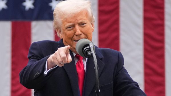 Zoll-Eskalation: Trump bricht Wort – Jetzt droht der totale Handelskrieg