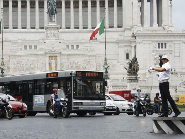 Energie-Schock in Europa: Der verzweifelte Kampf gegen den Sprit-Kollaps