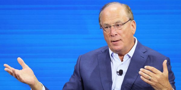 Finks Jahrhundertwarnung: BlackRock-Chef sieht Anleger am Scheideweg zwischen Panik und Vermögen
