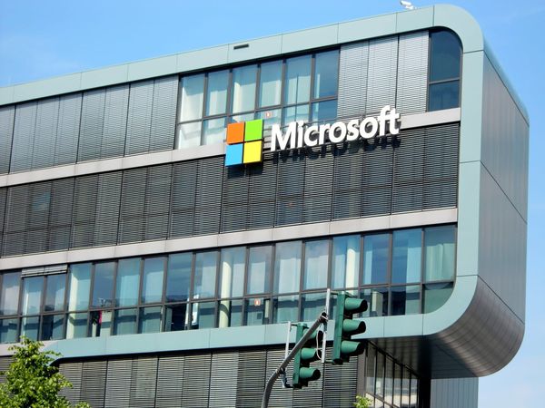Kurs-Explosion oder KI-Falle? Analysten sagen Microsoft-Beben voraus