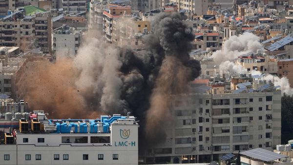 Waffenruhe bröckelt: Israel bombardiert Libanon, Hormus bleibt zu, Atomprogramm ungeklärt – Trump-Deal steht vor dem Scheitern