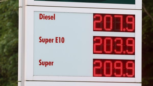 Die Milliarden-Falle: Wie die Öl-Konzerne den Mega-Tankrabatt verspeisen