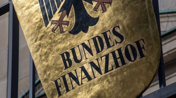 BFH-Hammer: Dienstwagen-Besitzer dürfen Privatwagen-Fahrten NICHT einfach absetzen