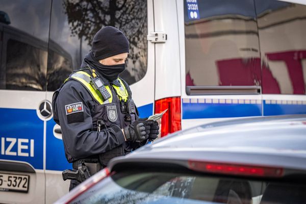 Groß-Razzia in Hamburg: Das geheime Beben in der Asylunterkunft bricht das System der organisierten Sozial-Abzocke
