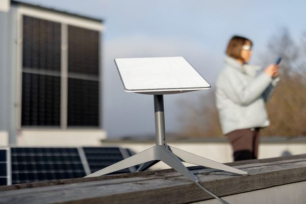 Musk öffnet die nächste Kampflinie: Starlink wird zur Handy-Waffe gegen Amerika's Telecom-Giganten