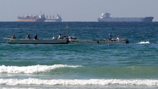 Schock für Ölmärkte: USA und Iran öffnen Hormuz – Tankerverkehr explodiert um 40 Prozent