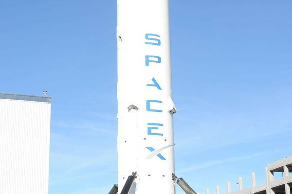 SpaceX-Börsengang schockt Märkte: Musk knackt Billionen-Marke – Anleger stürmen die IPO