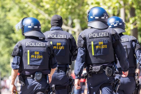 Das Schweige-Kartell bricht: Innenminister plant den radikalen Transparenz-Hammer für Deutschlands Polizeiberichte