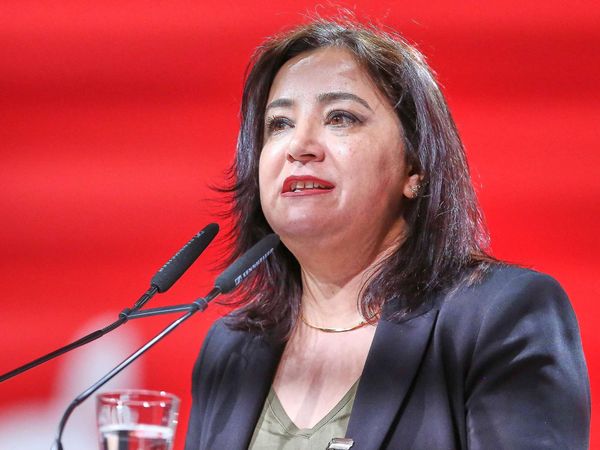 Justiz-Beben im Bundestag: Linken-Politikerin nach Zug-Eskalation am Abgrund
