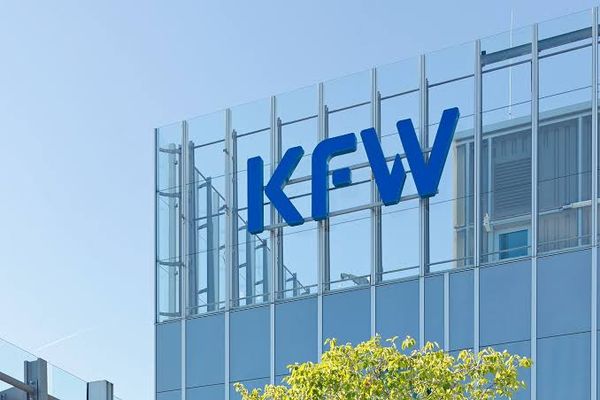 KfW schlägt Alarm: Unternehmenskredite kollabieren – Belebung erst zum Jahresende?