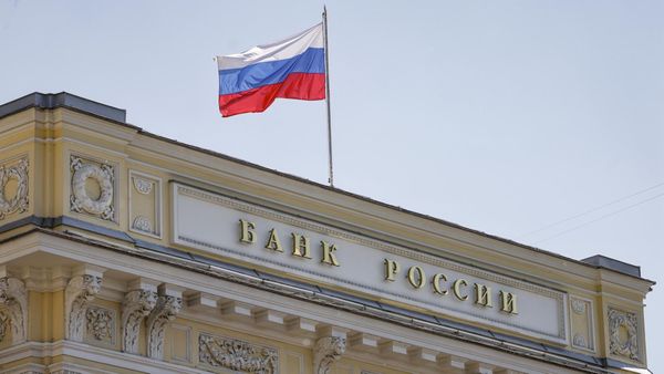 Russlands Zentralbank senkt Zinsen trotz Inflations-Schock – ein riskantes Spiel